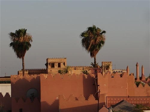 Vue sur le Palais Royal Moulay Idriss depuis la Terrasse