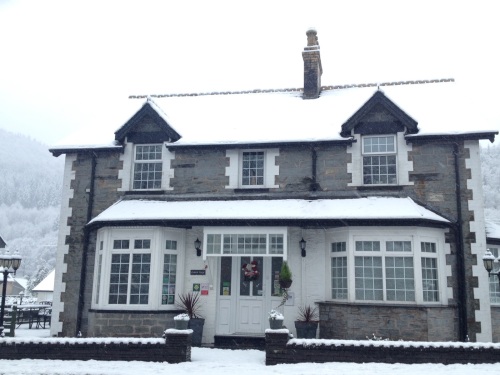Oakfield House in the snow