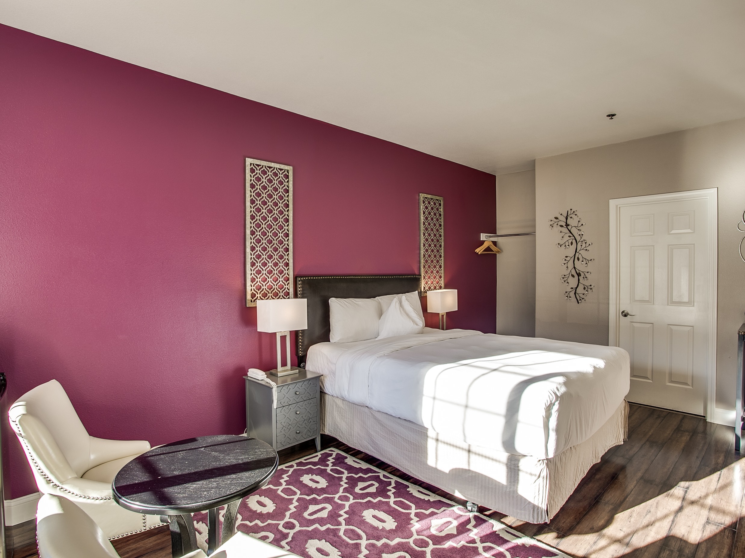 Queen Room-Queen-Ensuite-Premium-No view - Base Rate