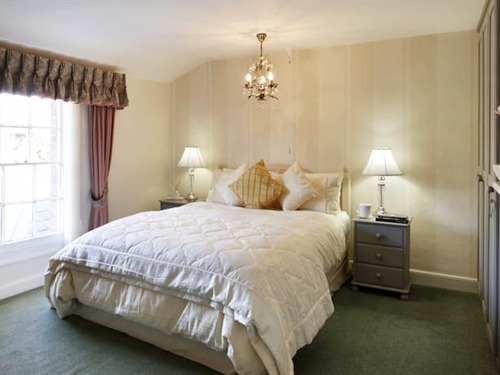 Double room-Standard-Ensuite-Garden View - Base Rate
