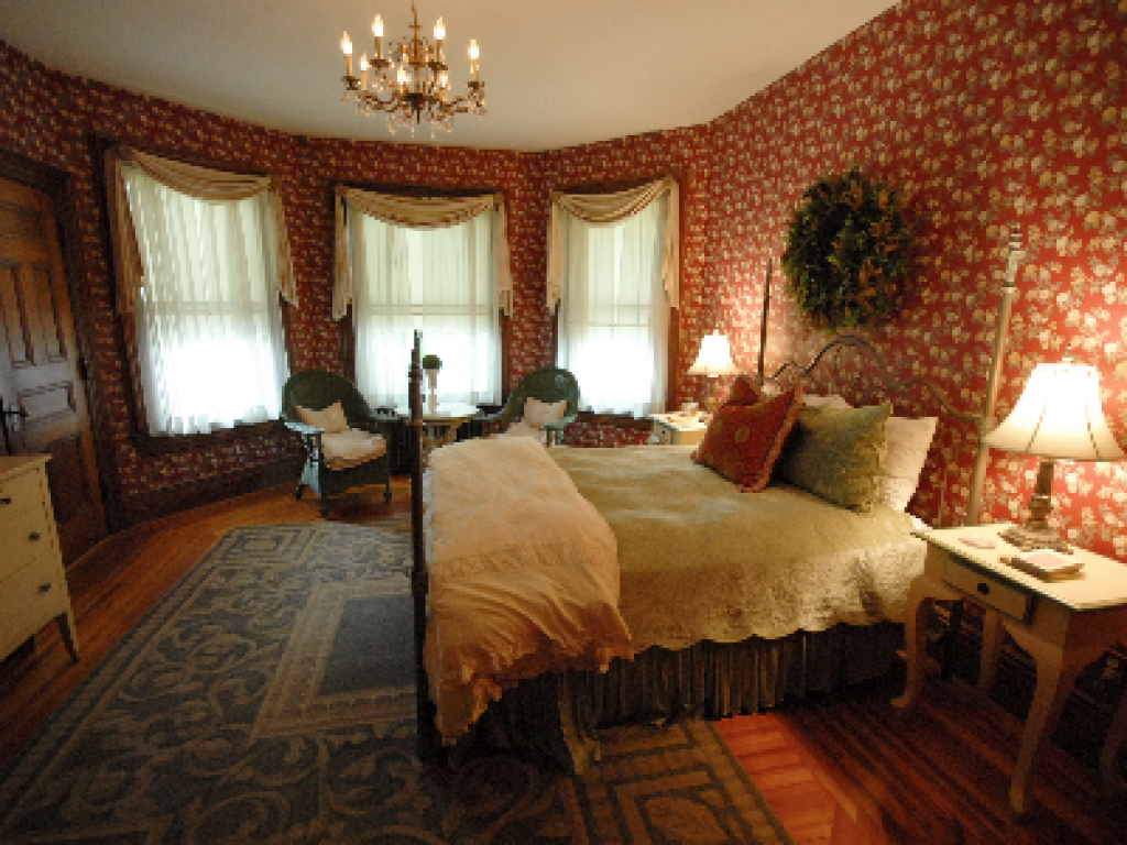 Double room-Ensuite-Standard-Seasons Room - Base Rate