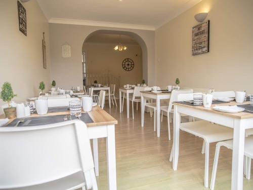 Breakfast Room