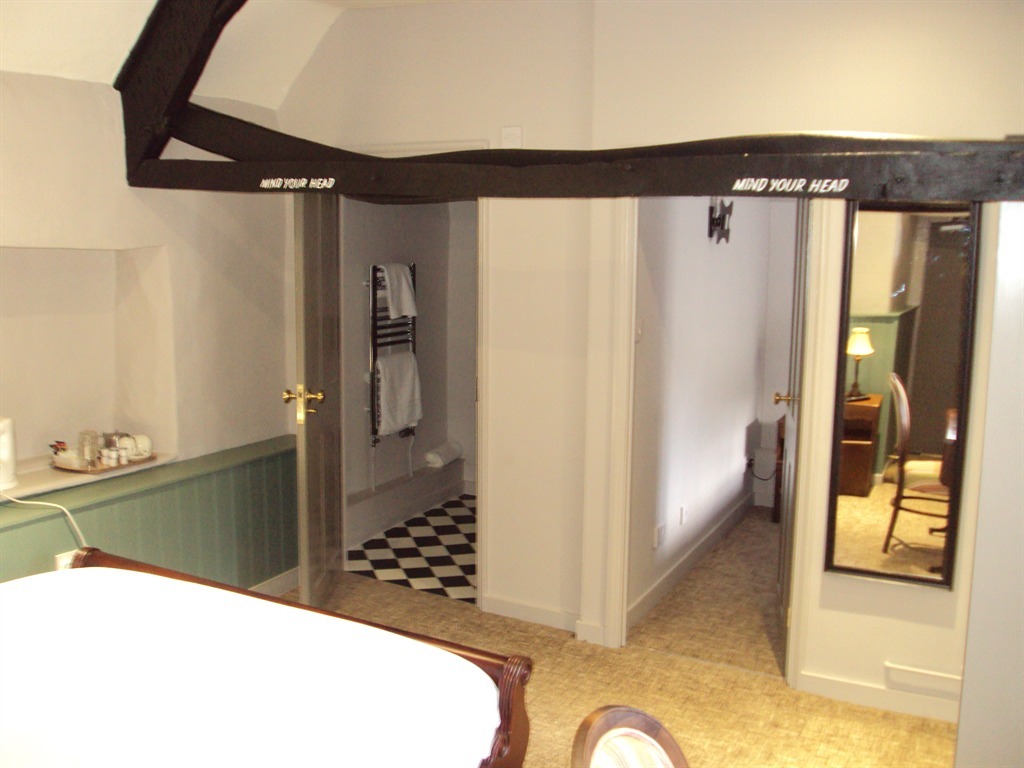 Family room-Ensuite-3 persons adjoining rooms