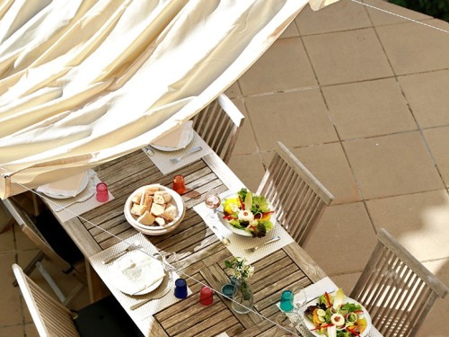 Terrasse table diner extérieur