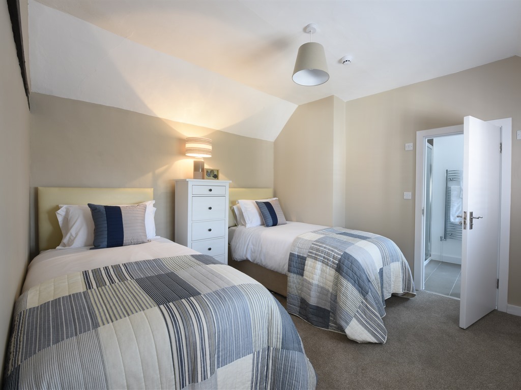 St Mary’s Two Bedroom Suite