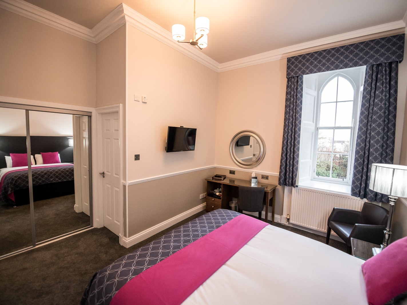 Double room-Standard-Cooked breakfast included