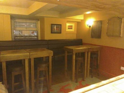 bar seating area