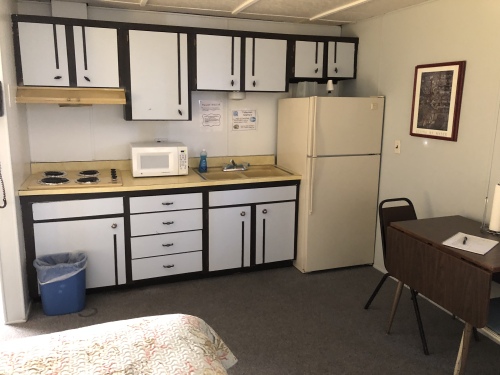 Room n 13 kitchenette with 2 full size bed, max 4 people