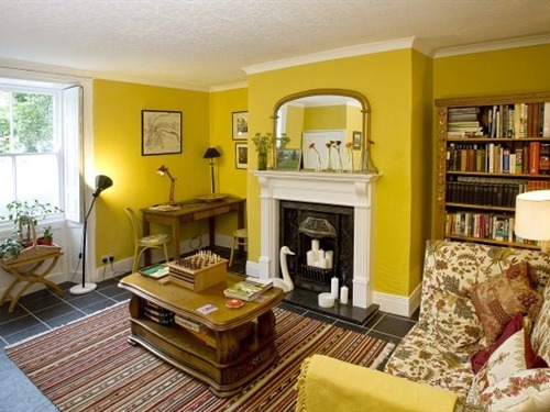 Guests Lounge