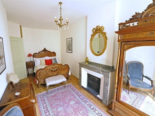Bedroom 1st floor apartment.