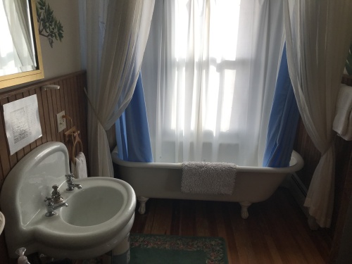 The Gazebo tub  in the morning