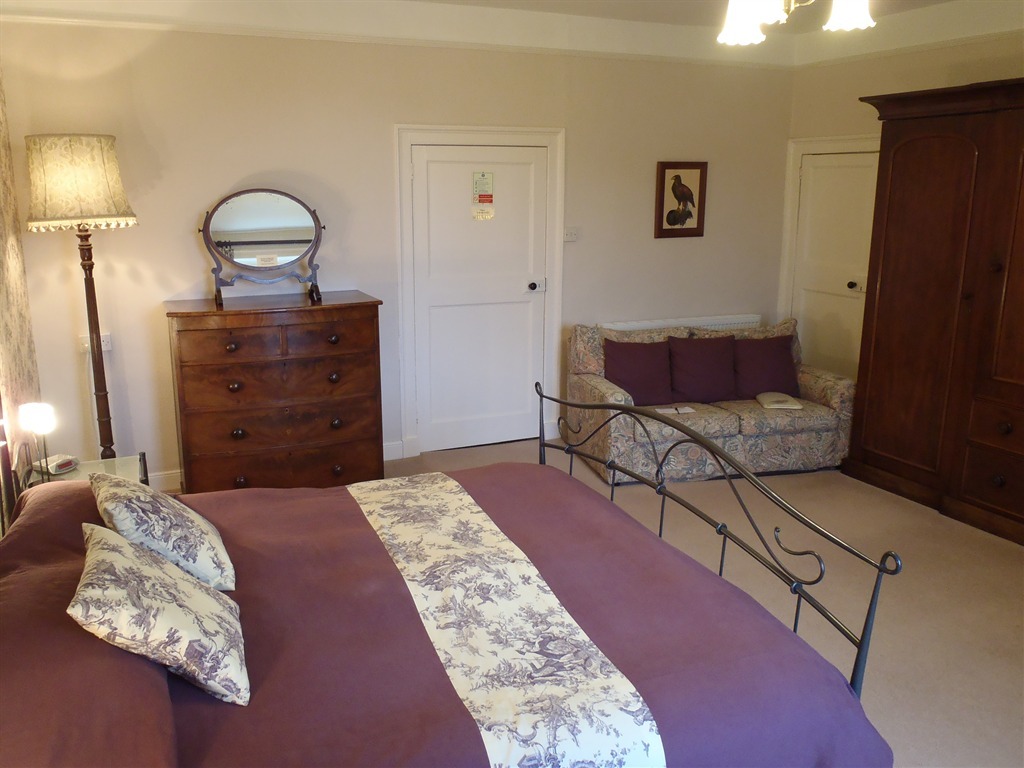 Double room-Deluxe-Ensuite-(Super King Size bed )