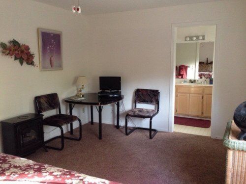 Red Delicious Room