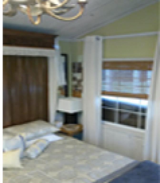 Cottage-Ensuite with Shower-Standard-Lake View-#10 Shale Chalet Cottage - Base Rate