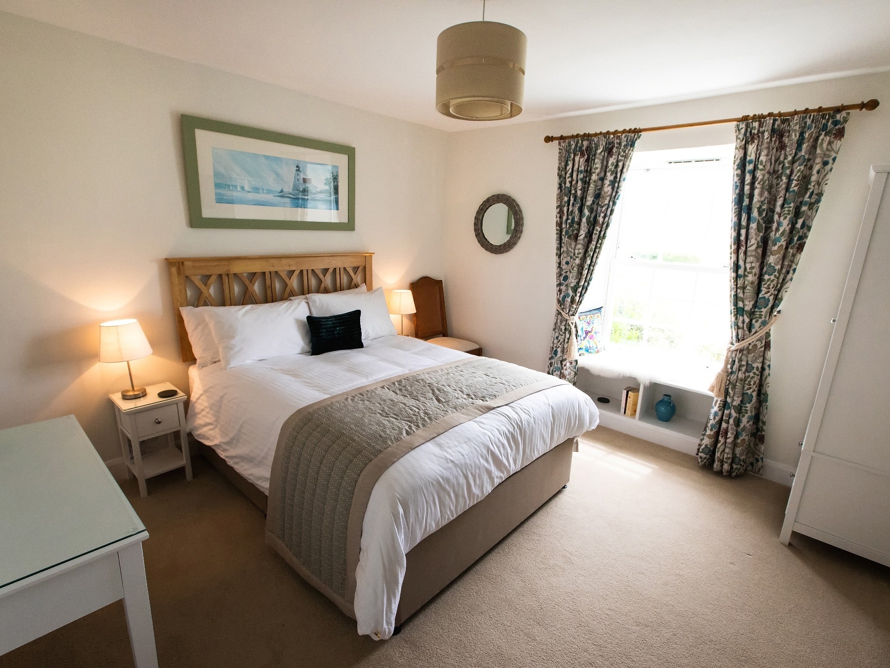 Double room-Luxury-Ensuite with Bath-Garden View-Lowarth - Base Rate
