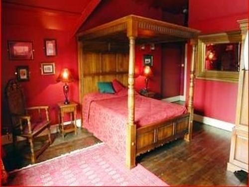 Double room-Ensuite-The Fagin Room