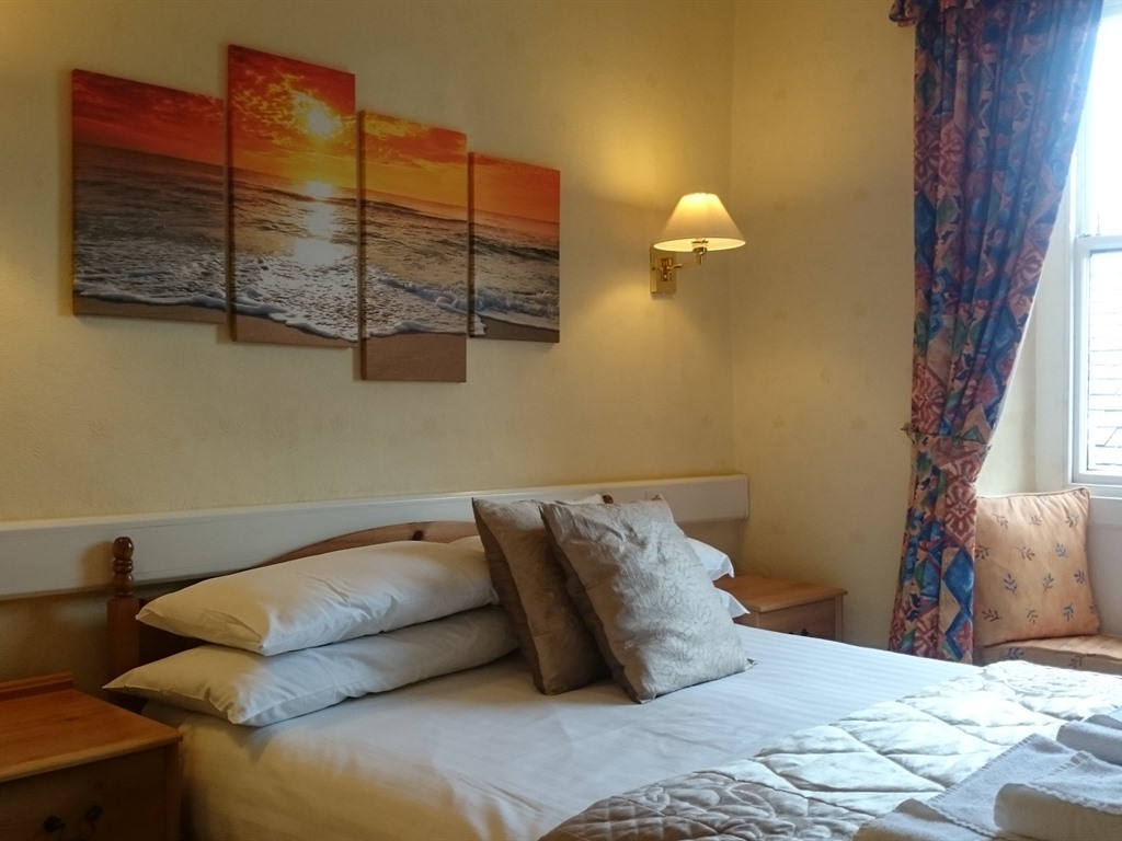 Double room-Classic-Ensuite-Street View-Room 2 or 3