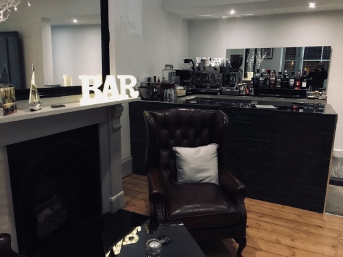 bar/lounge