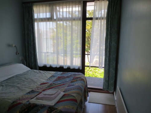 Bedroom No. 1 (with balcony)