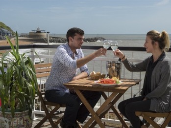 The Spyglass Inn - Drinks on the balcony