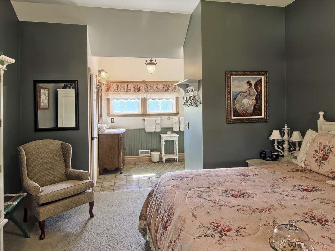 Carriage Room-Standard-King-Ensuite
