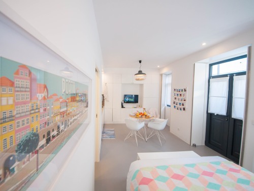 Un lit confortable, une smart TV avec Netflix et Youtube vous attendent.