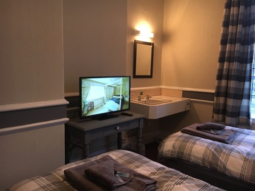 budget twin room