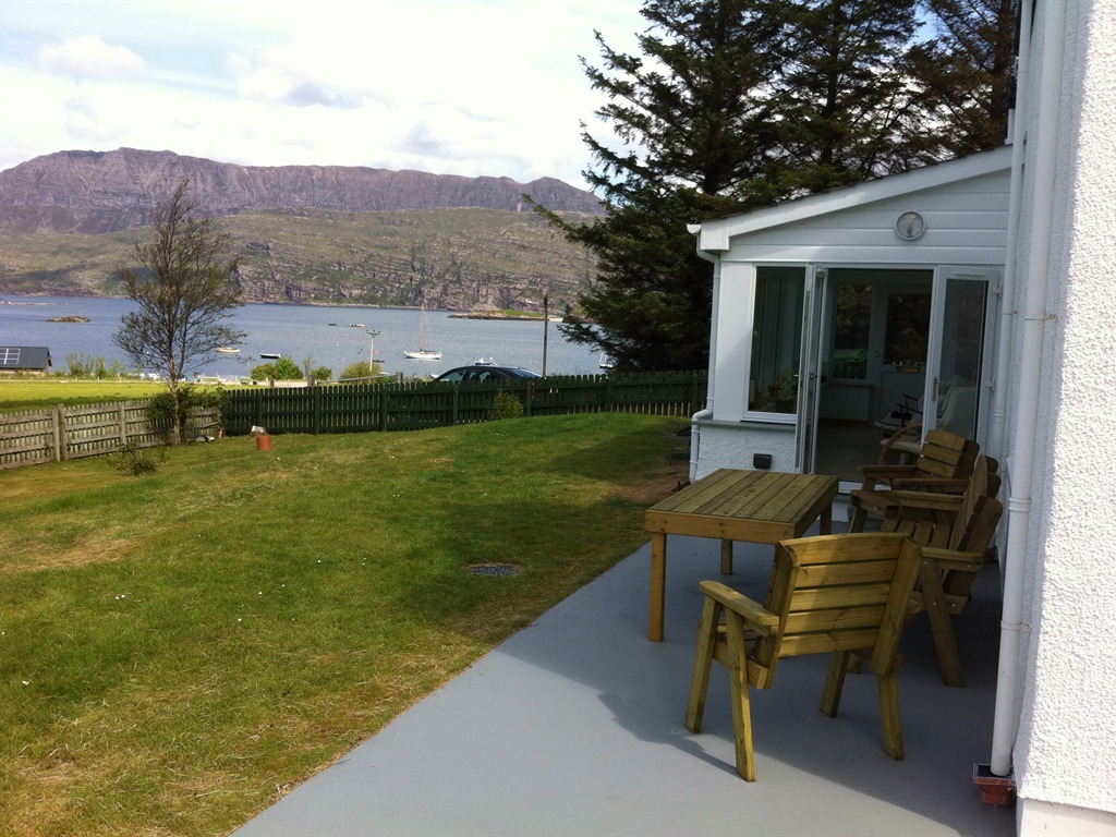 Croft Cottage Ullapool United Kingdom Toproomscom