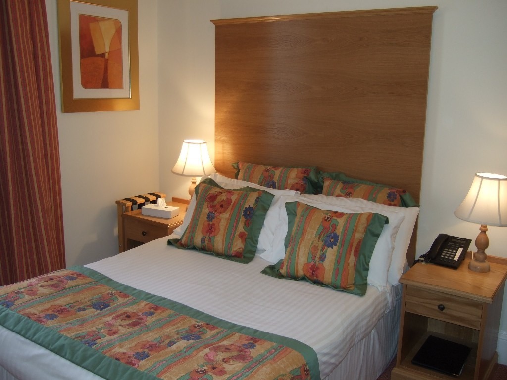 Double room-Ensuite-King Size - Base Rate