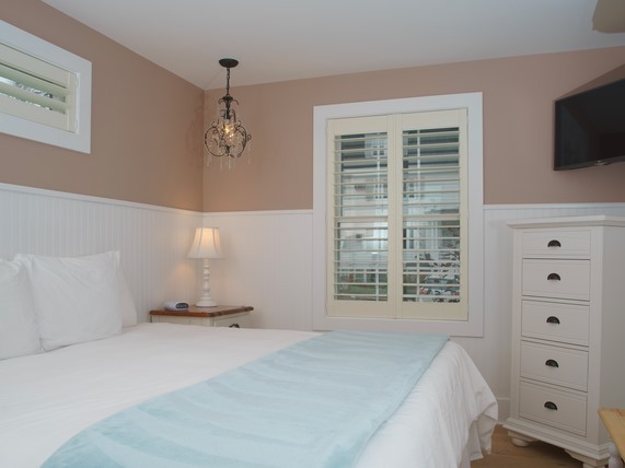 Double room-Ensuite-Standard-Ocean View-Wharf, 1st floor,  1 King