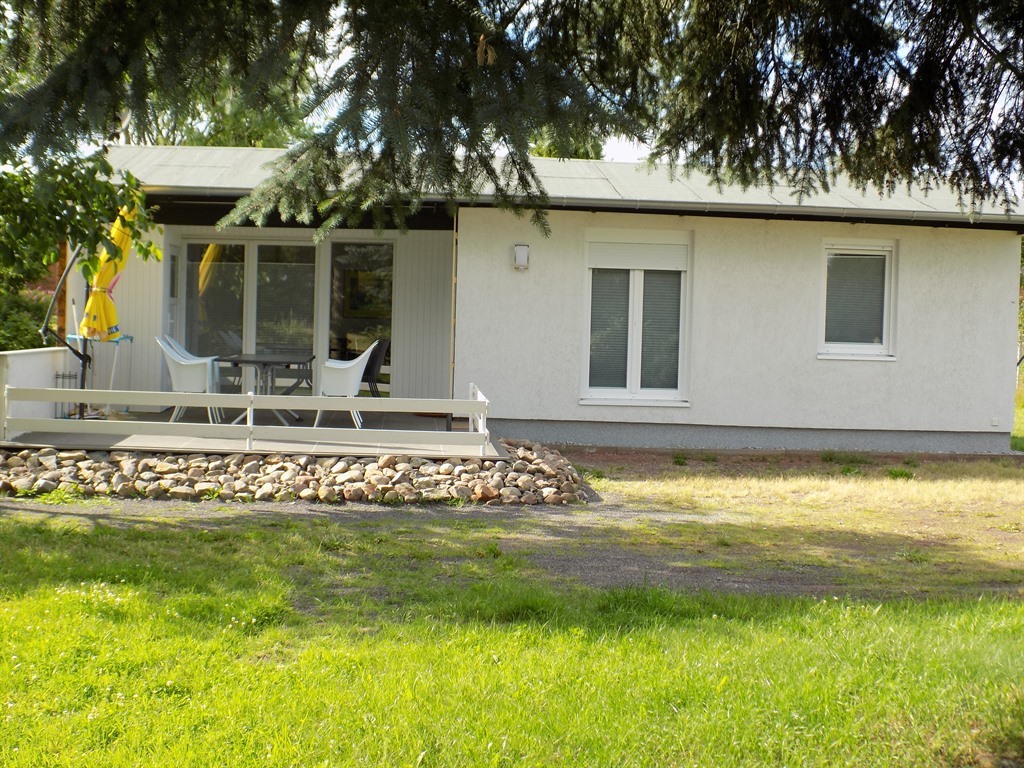 Bungalow-Eigenes Badezimmer-BUNGALOW - Basistarif